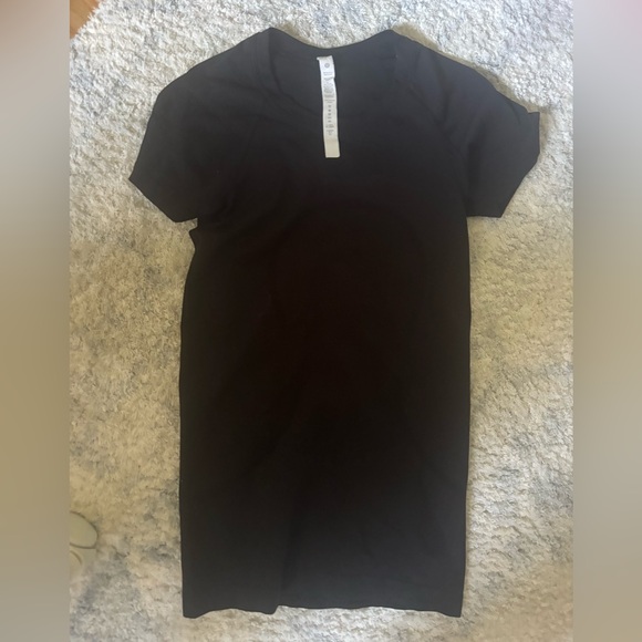 Lululemon shorts sleeve swiftly tech - Picture 1 of 3